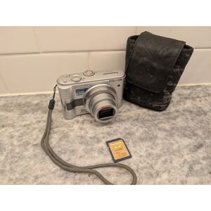 Panasonic DMC-LZ3 5MP digital camera‎ TESTED + 2BG card And Carry Case